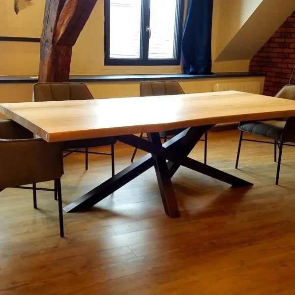 Table de Repas en Chêne Massif & Piétement Mikado